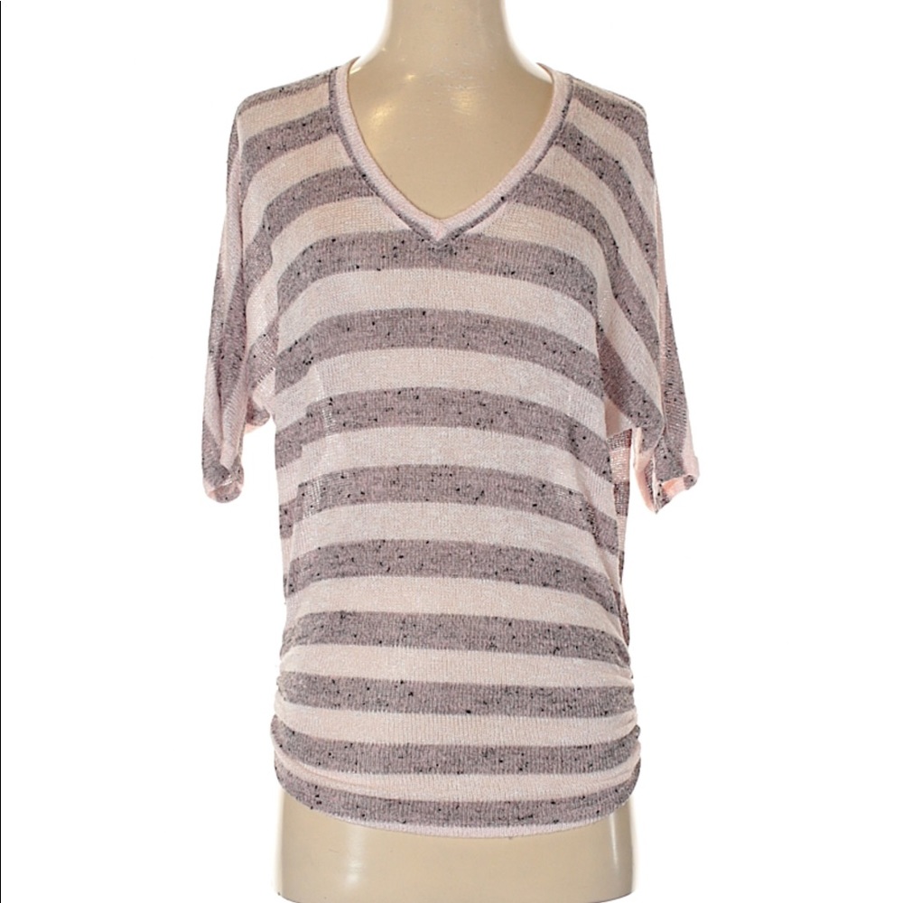 Painted threads short sleeve top
